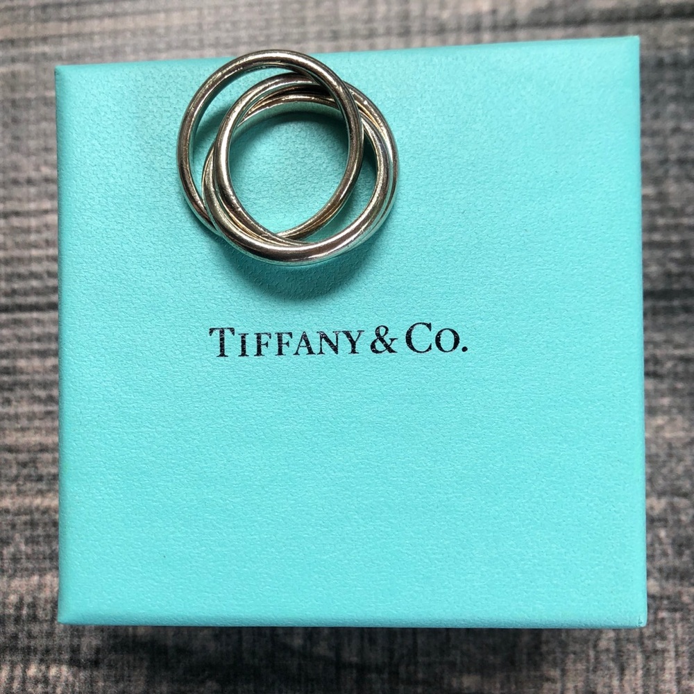 ****SOLD****Tiffany & Co Rolling Ring size 8